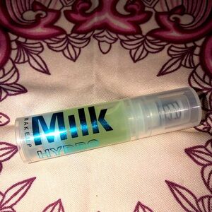 Milk hydro grip primer